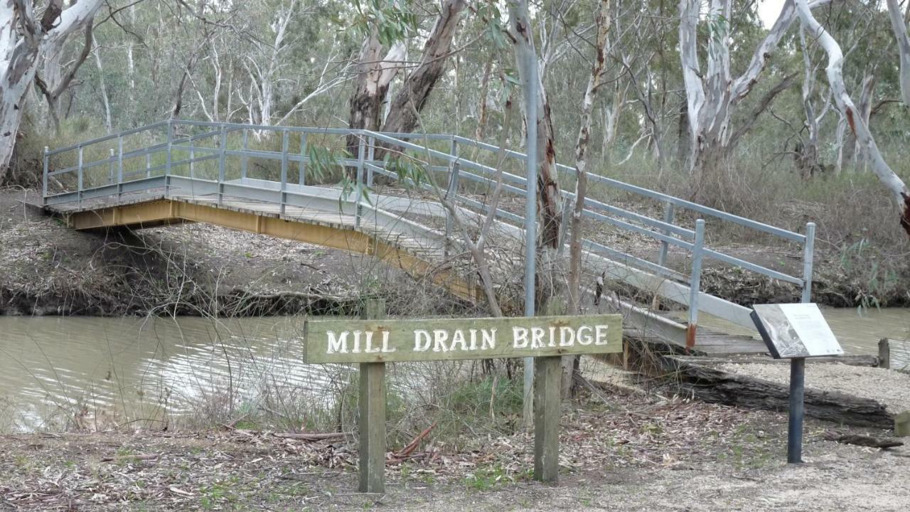 Loddon River Motel Kerang Eksteriør billede
